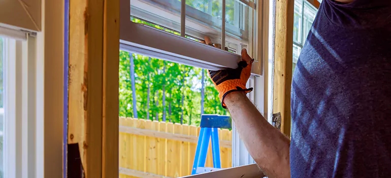 >Bay Window Curtain Rail Track in Bayonet Point, FL