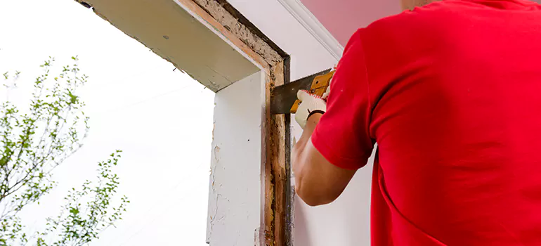 Residential Accordion Door Repair in Bayonet Point, FL